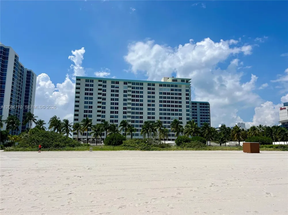 2899 Collins Ave #550 Miami Beach, FL 33140
