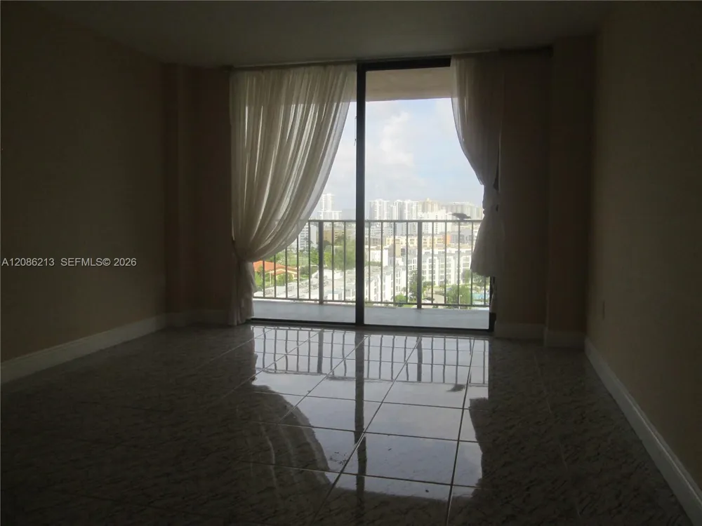 210 174th St #1510 Sunny Isles Beach, FL 33160