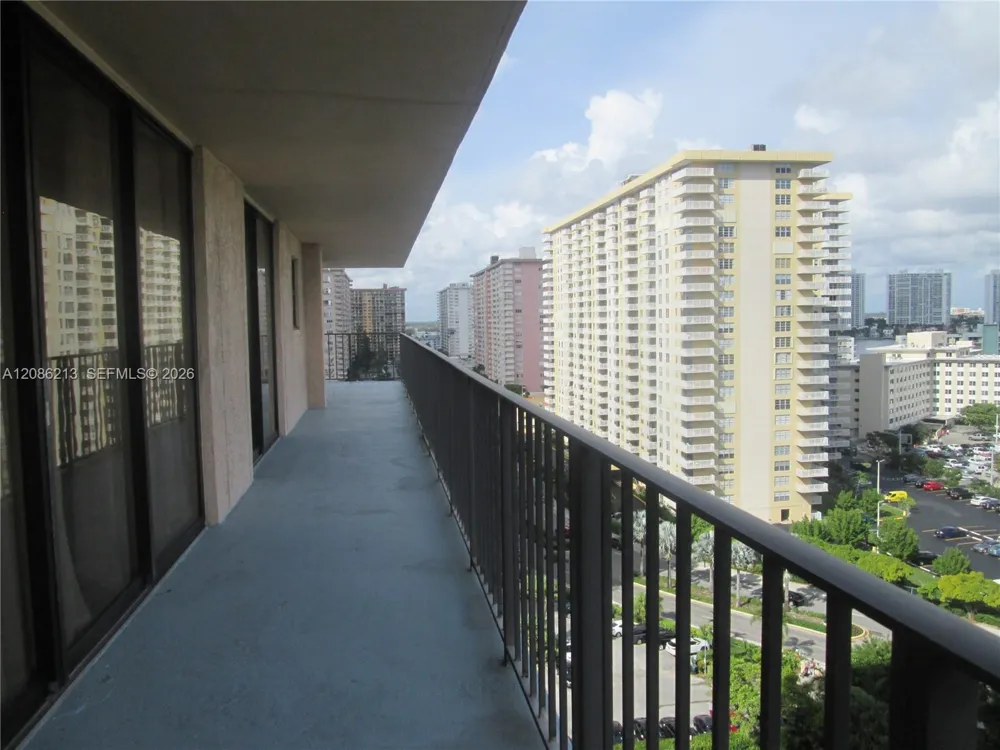 210 174th St #1510 Sunny Isles Beach, FL 33160