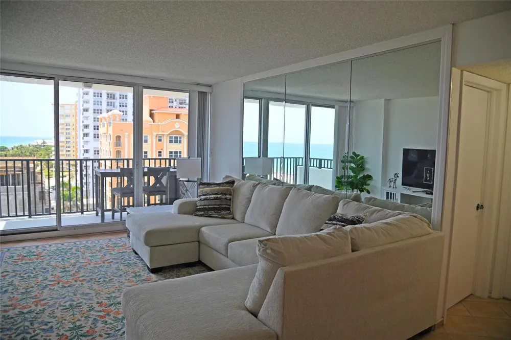 525 OCEAN BOULEVARD #923 Pompano Beach, FL 33062