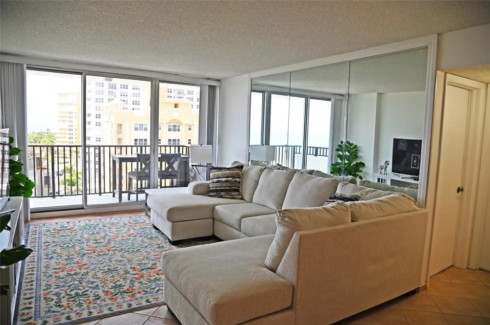 525 OCEAN BOULEVARD #923 Pompano Beach, FL 33062