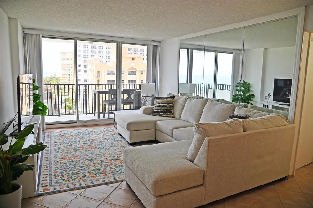 525 OCEAN BOULEVARD #923 Pompano Beach, FL 33062