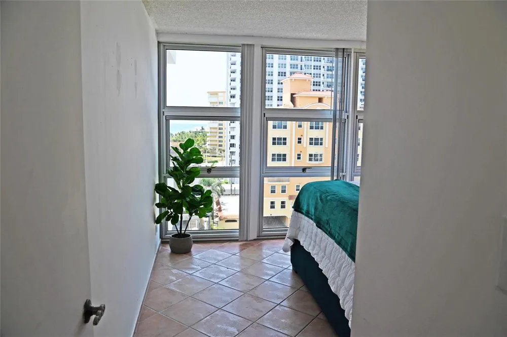 525 OCEAN BOULEVARD #923 Pompano Beach, FL 33062