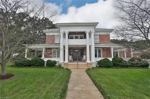 418 W Main Street