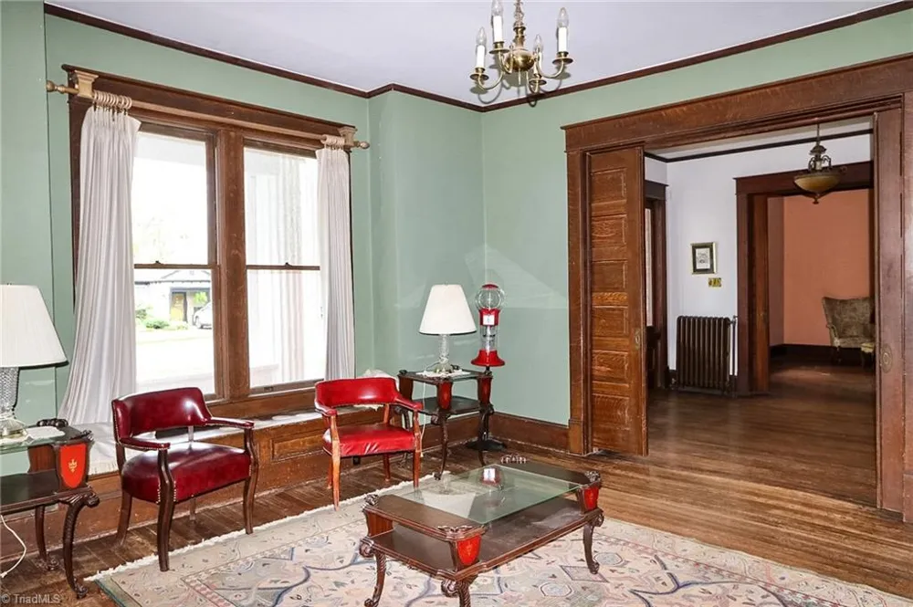 418 W Main Street Elkin, NC 28621