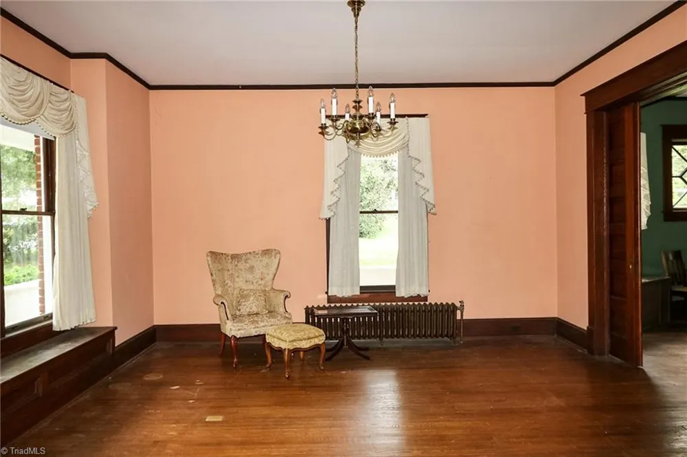 418 W Main Street Elkin, NC 28621