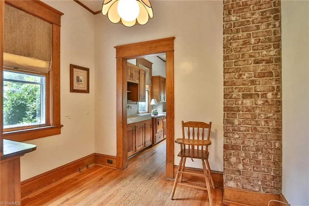 418 W Main Street Elkin, NC 28621