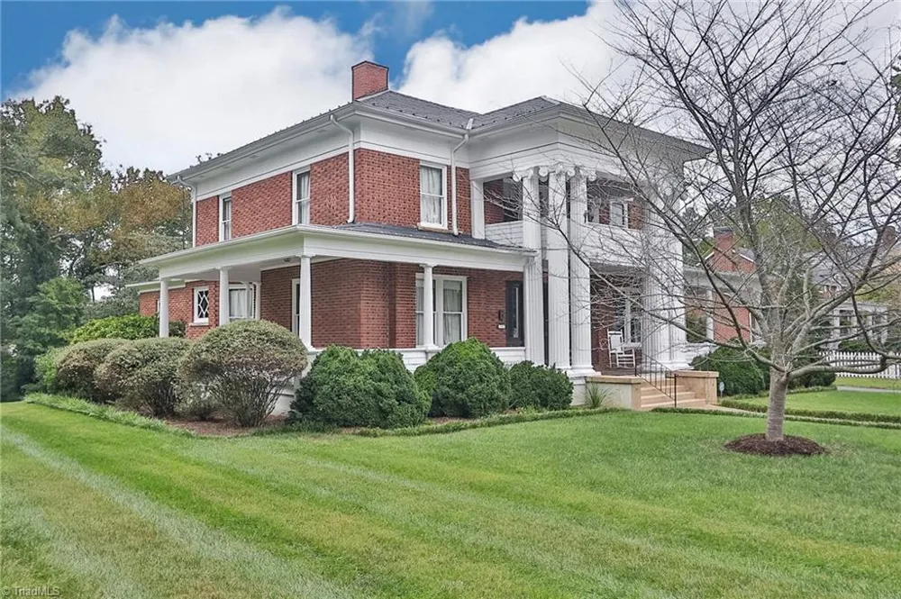 418 W Main Street Elkin, NC 28621