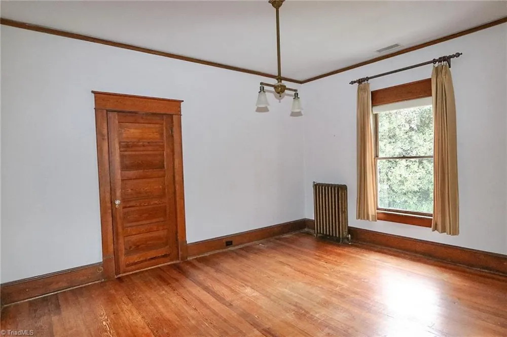 418 W Main Street Elkin, NC 28621