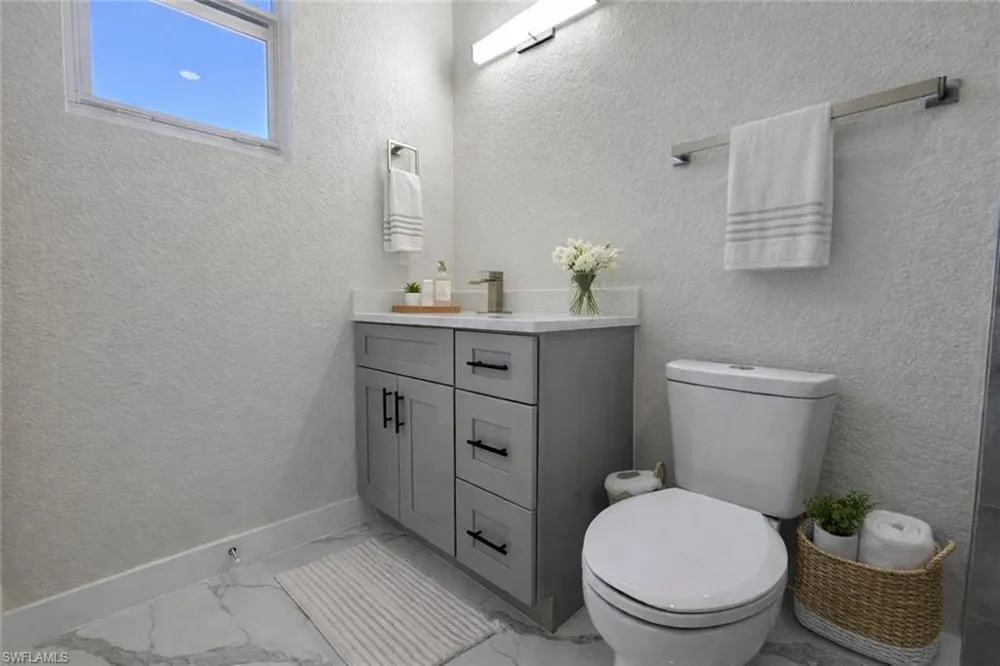 4820 24th Street SW Lehigh Acres, FL 33973