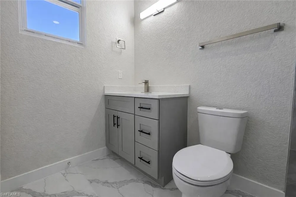 4820 24th Street SW Lehigh Acres, FL 33973