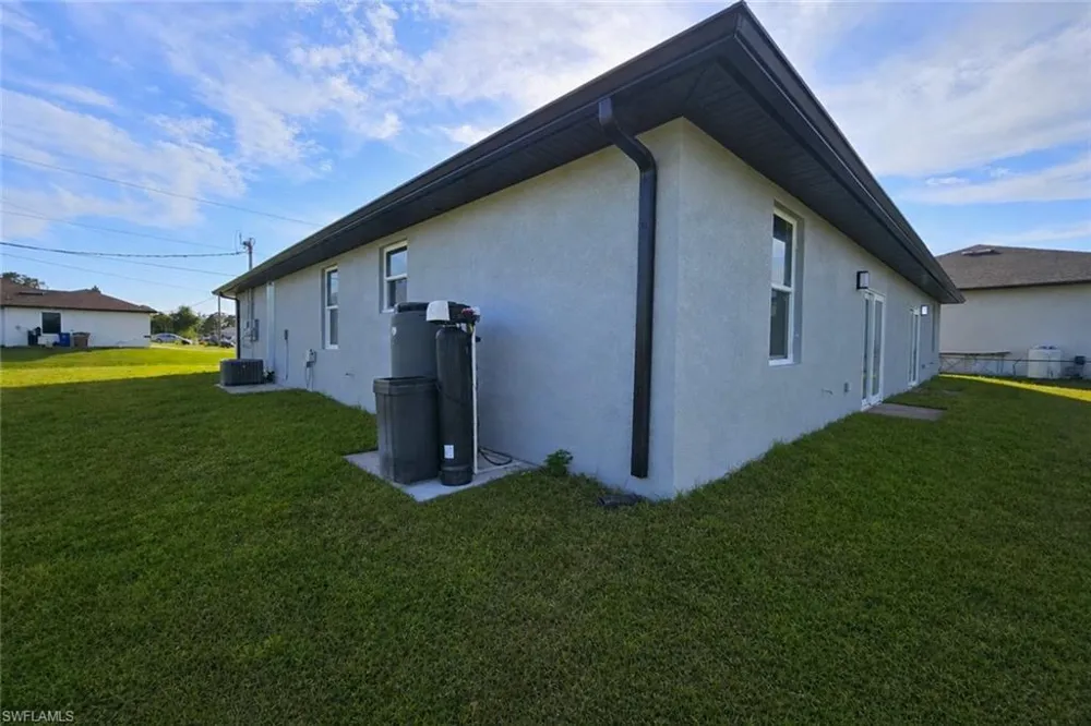 4820 24th Street SW Lehigh Acres, FL 33973