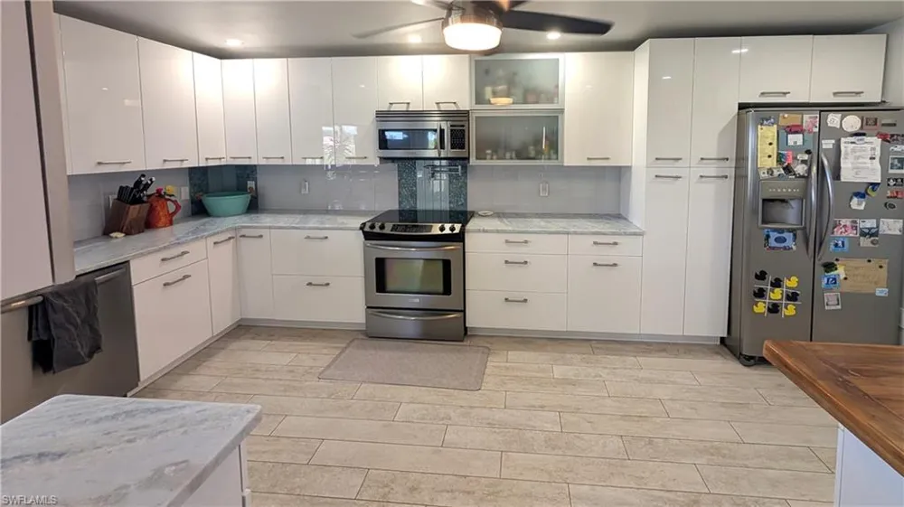 7410 Lake Breeze Drive #210 Fort Myers, FL 33907