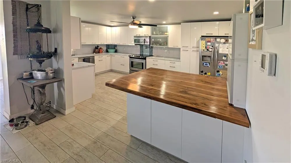 7410 Lake Breeze Drive #210 Fort Myers, FL 33907