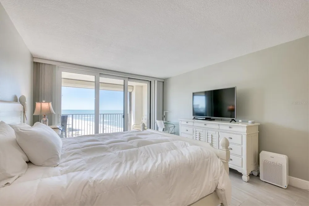 1460 GULF BOULEVARD #1002 Clearwater, FL 33767