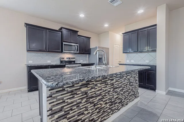 2122 Flintshire New Braunfels, TX 78130