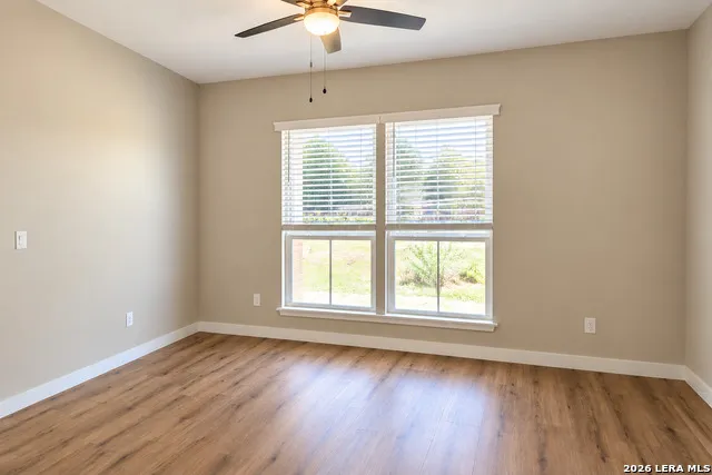 910 COUNTRY CLUB DR Seguin, TX 78155