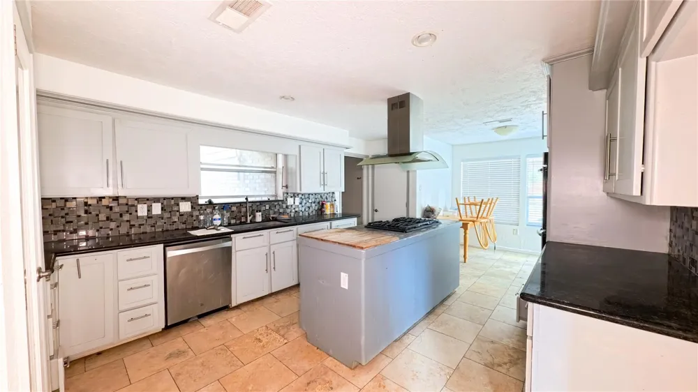 17826 Mahogany Forest Drive Spring, TX 77379