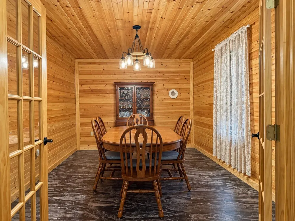 292 Bill Stickley Road Zavalla, TX 75980