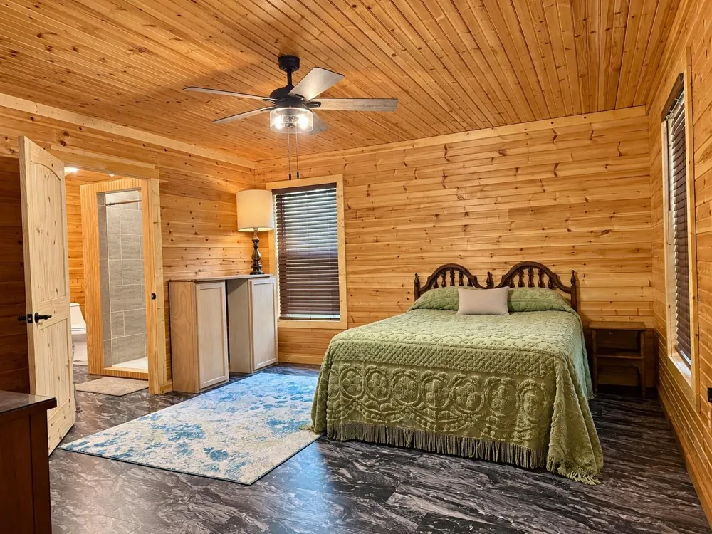 292 Bill Stickley Road Zavalla, TX 75980