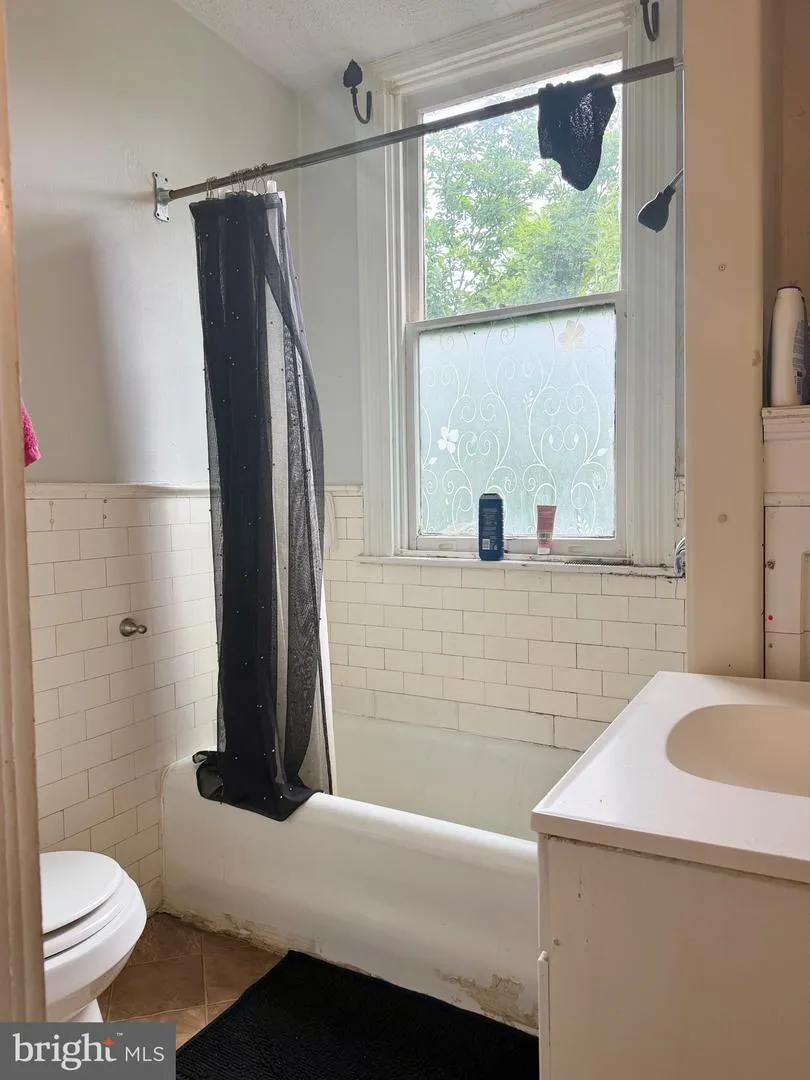 419 W ORANGE STREET Lancaster, PA 17603