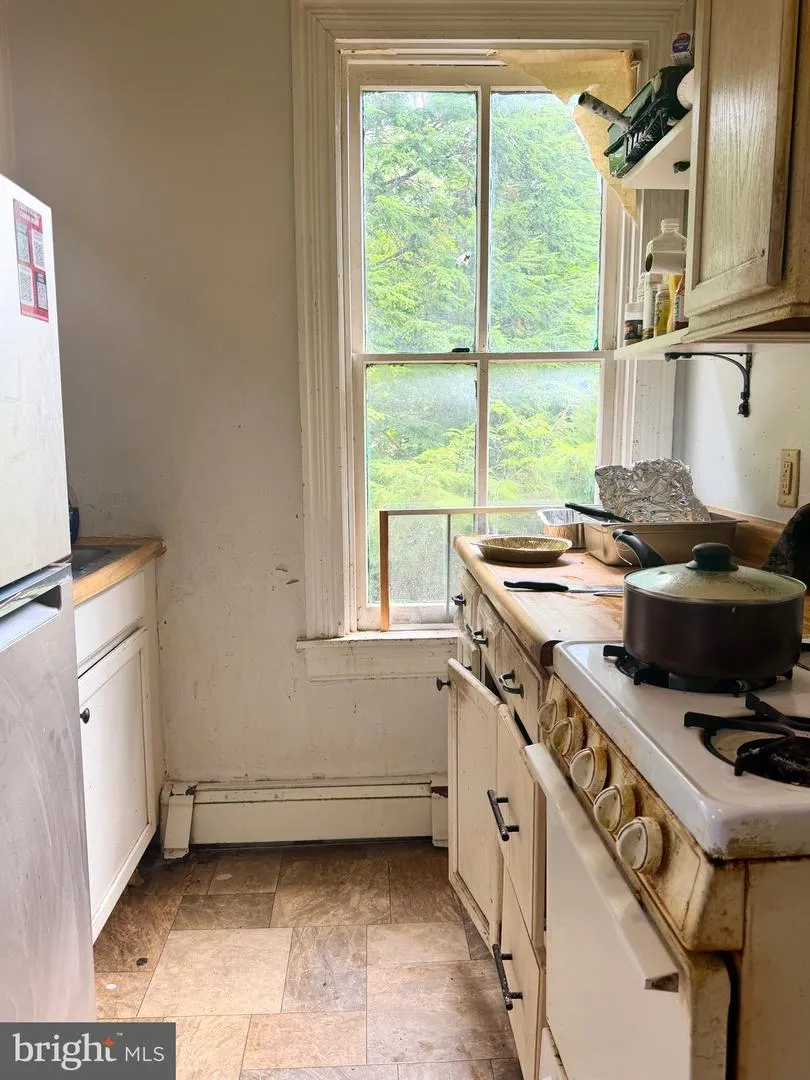 419 W ORANGE STREET Lancaster, PA 17603