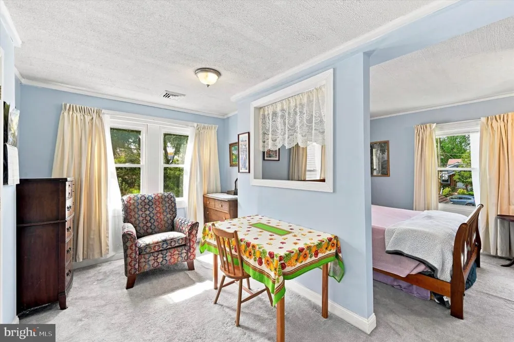 35 E TURNBULL AVENUE Havertown, PA 19083