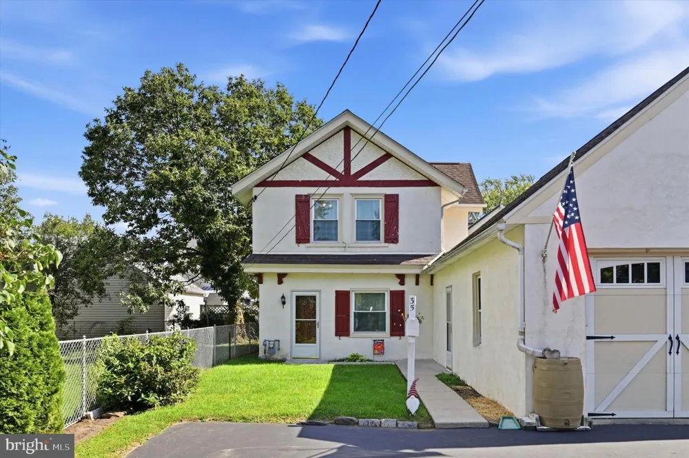 35 E TURNBULL AVENUE Havertown, PA 19083
