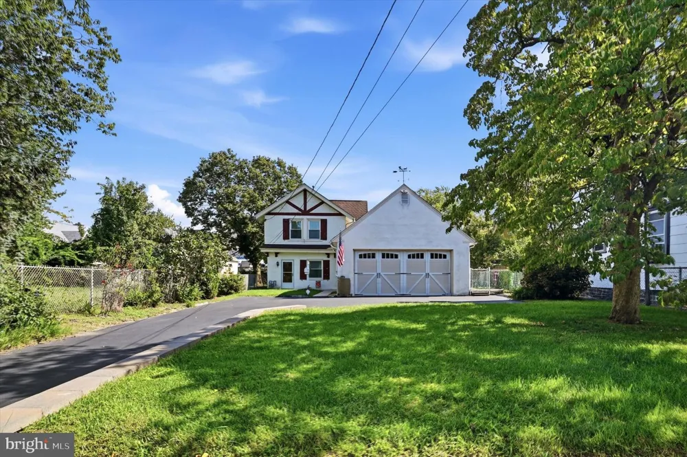 35 E TURNBULL AVENUE Havertown, PA 19083