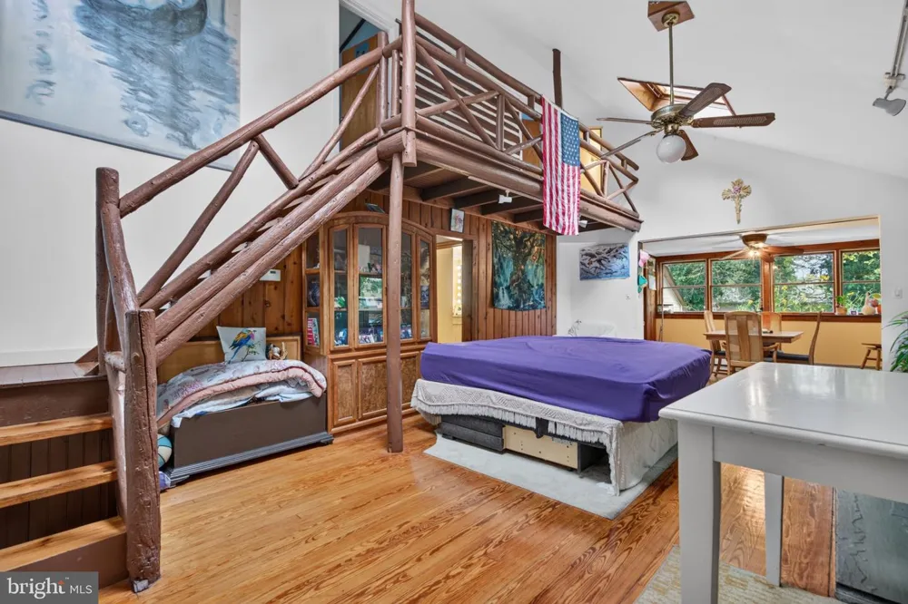 228 MCKENDIMEN ROAD Medford Lakes, NJ 08055