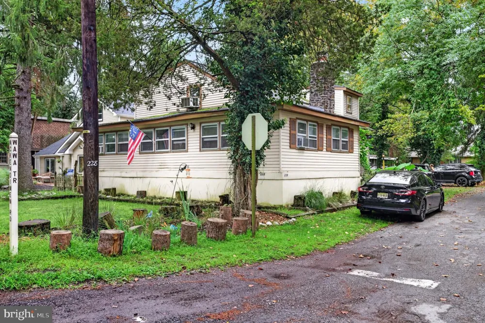228 MCKENDIMEN ROAD Medford Lakes, NJ 08055
