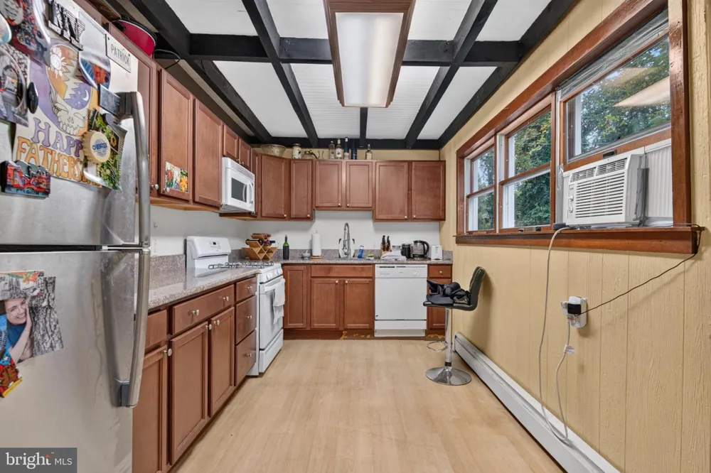 228 MCKENDIMEN ROAD Medford Lakes, NJ 08055