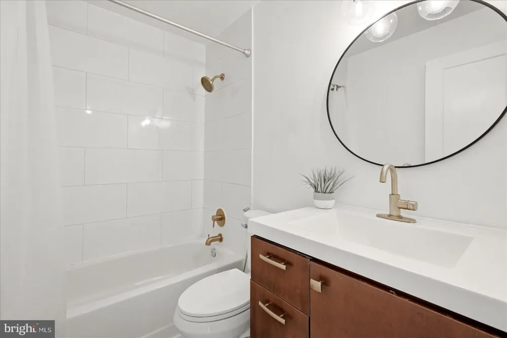 46703 ATWOOD SQUARE Sterling, VA 20164