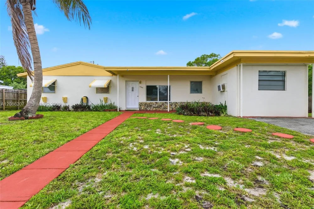 17432 NW 48th Ct Miami Gardens, FL 33055
