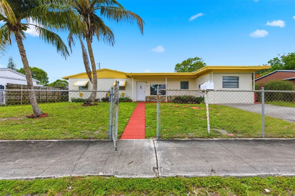 17432 NW 48th Ct Miami Gardens, FL 33055