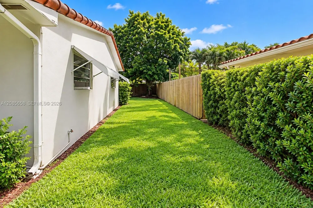 14961 Egan Ln Miami Lakes, FL 33014