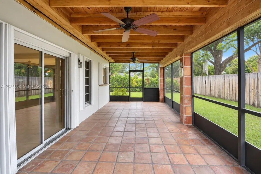 14961 Egan Ln Miami Lakes, FL 33014