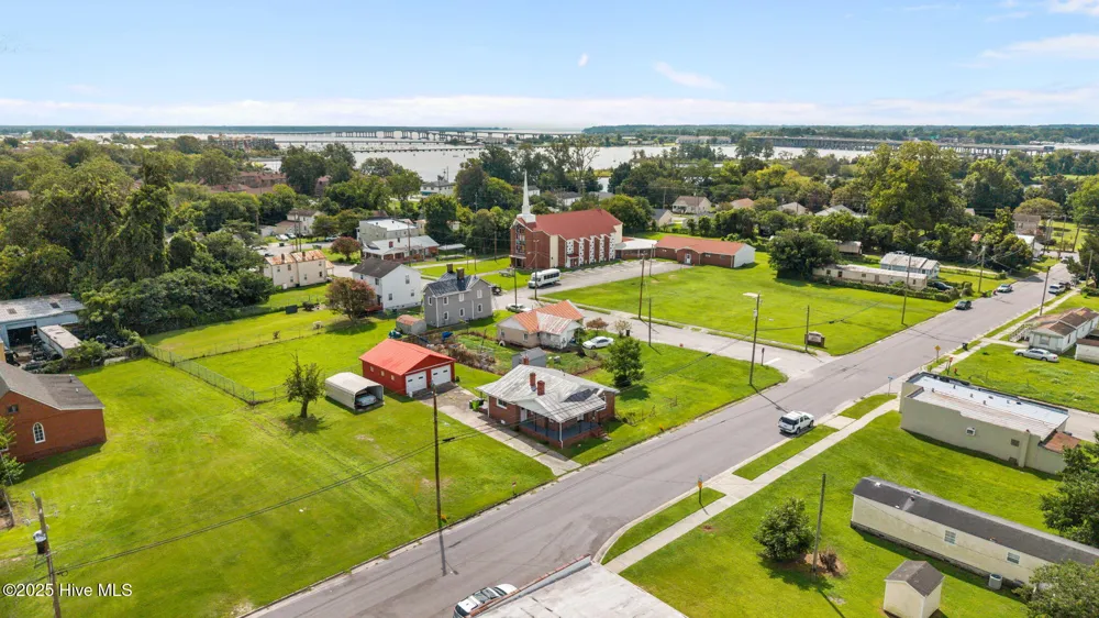 308 Norwood Street New Bern, NC 28562