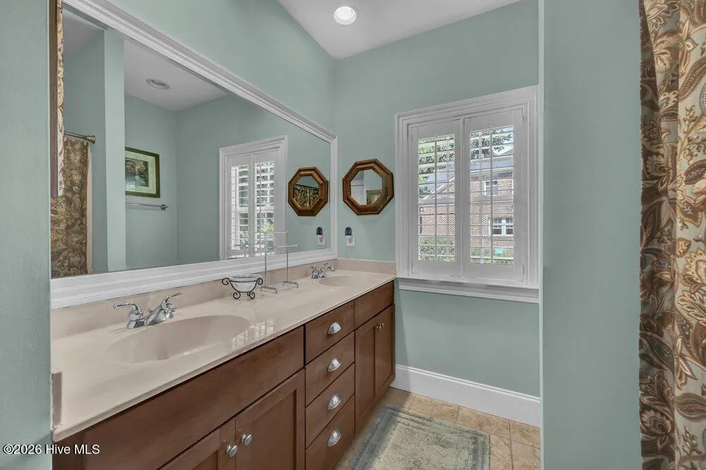 5208 Lone Eagle Court Wilmington, NC 28409