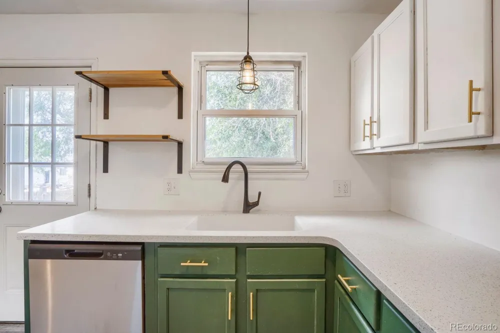 16670 E Tufts Avenue Aurora, CO 80015