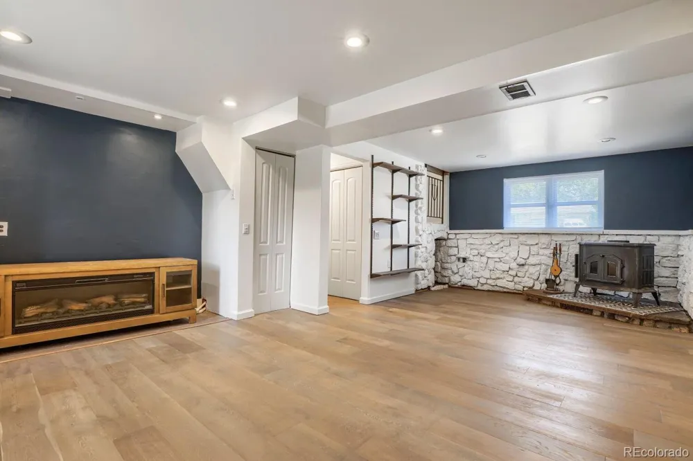 16670 E Tufts Avenue Aurora, CO 80015