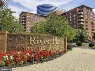 1121 ARLINGTON BOULEVARD #443 Arlington, VA 22209
