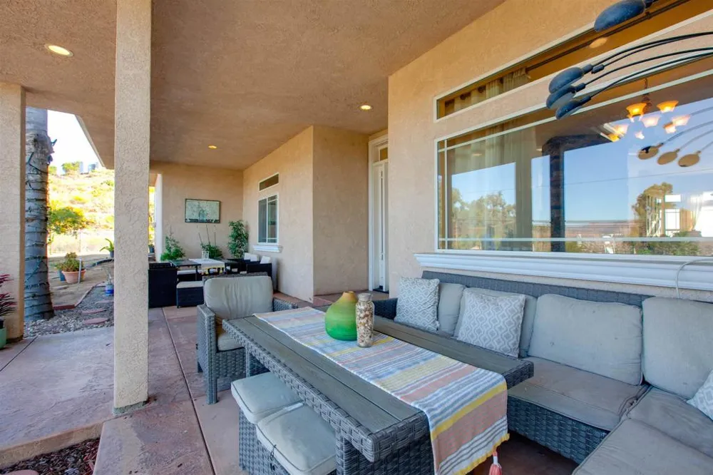 12811 Jackson Hill Dr El Cajon, CA 92021