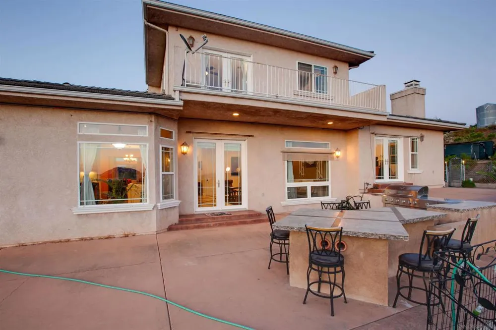12811 Jackson Hill Dr El Cajon, CA 92021