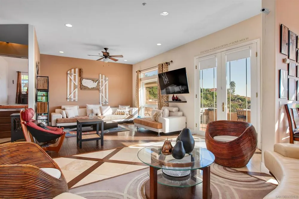 12811 Jackson Hill Dr El Cajon, CA 92021