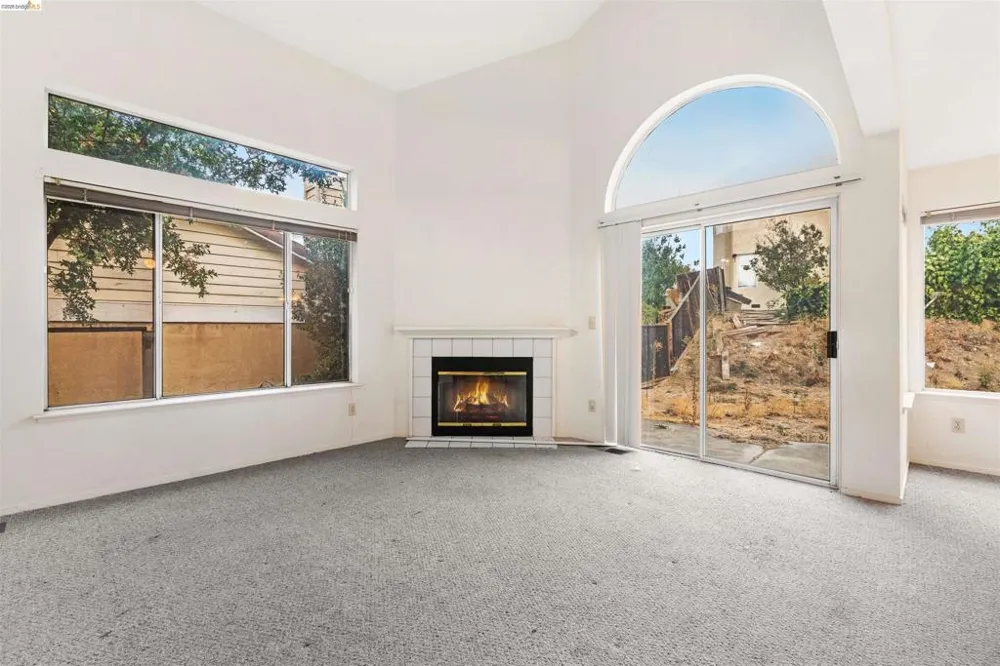 1653 Birdhaven Way Pittsburg, CA 94565