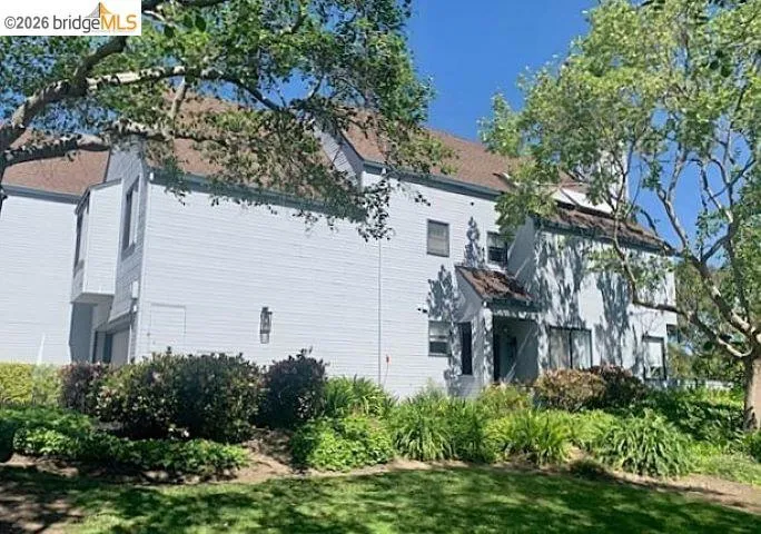 3300 Southridge Dr Richmond, CA 94806