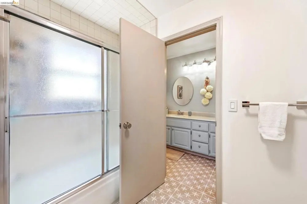 3300 Southridge Dr Richmond, CA 94806