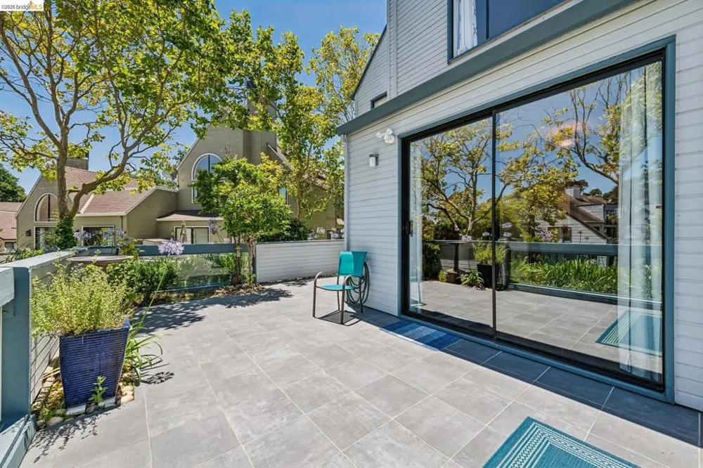 3300 Southridge Dr Richmond, CA 94806