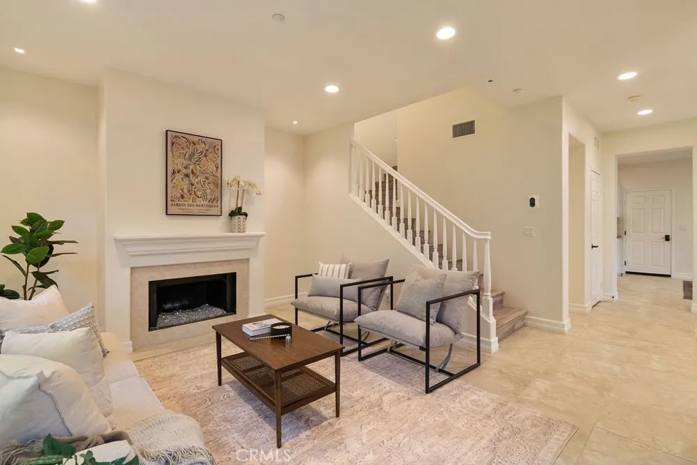 20 Orange Blossom Circle Ladera Ranch, CA 92694